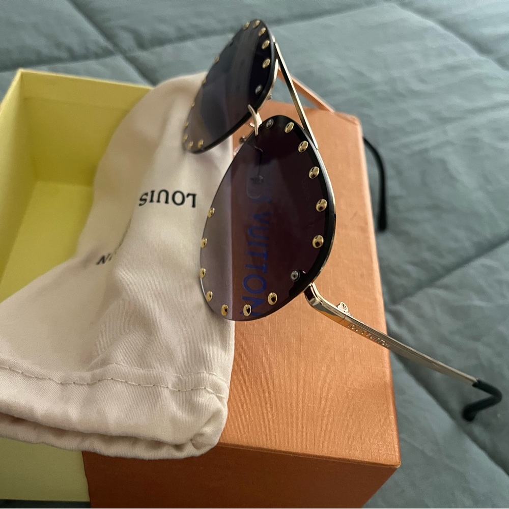 Louis Vuitton The Party Sunglasses Sz Large - Picture 3 of 7